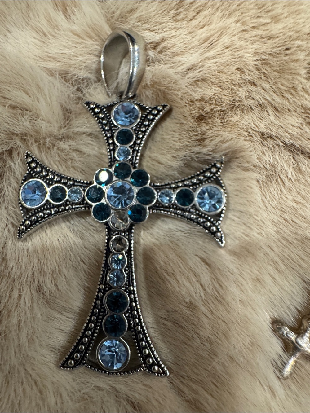 Crosses #30 - Picture 2 of 5